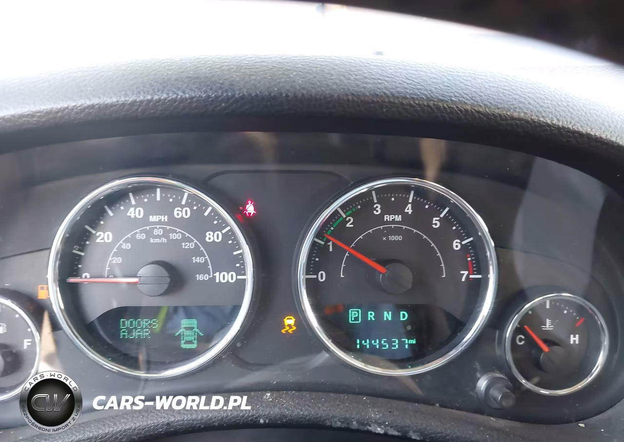 2016 Jeep Wrangler Sport VIN:1C4AJWAG5GL340981 - 7