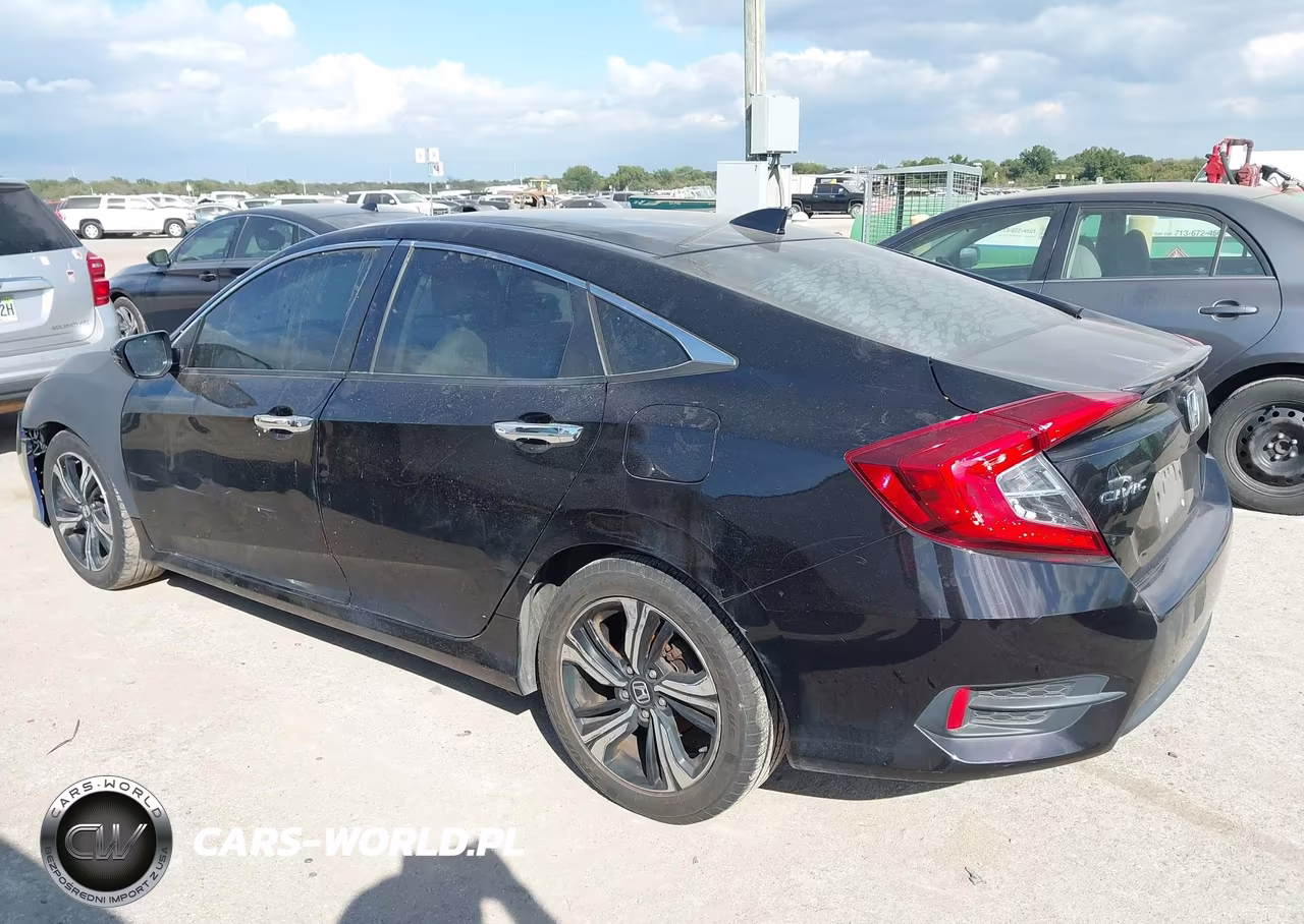 2016 Honda Civic Touring VIN:19XFC1F99GE003347 - 3