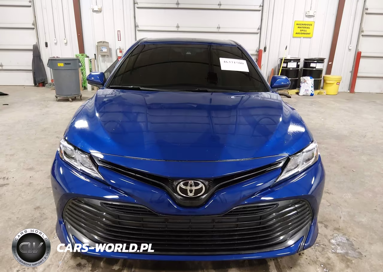 2018 Toyota Camry Le VIN:JTNB11HK5J3032455 - 12