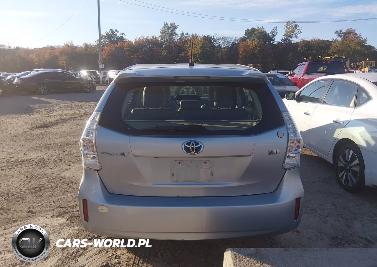2013 Toyota Prius V Two VIN:JTDZN3EU5D3287118 - 16