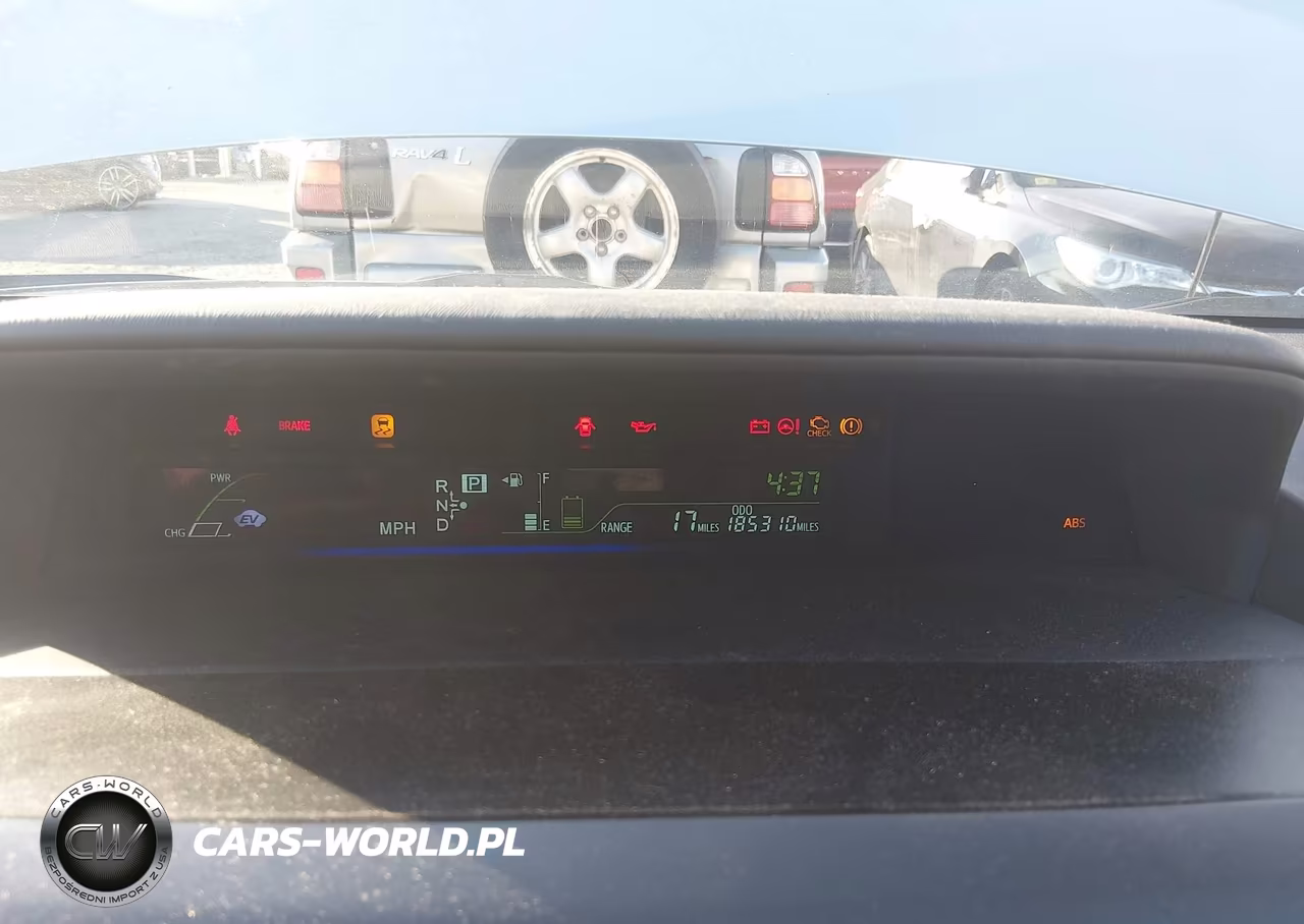 2013 Toyota Prius V Two VIN:JTDZN3EU5D3287118 - 7