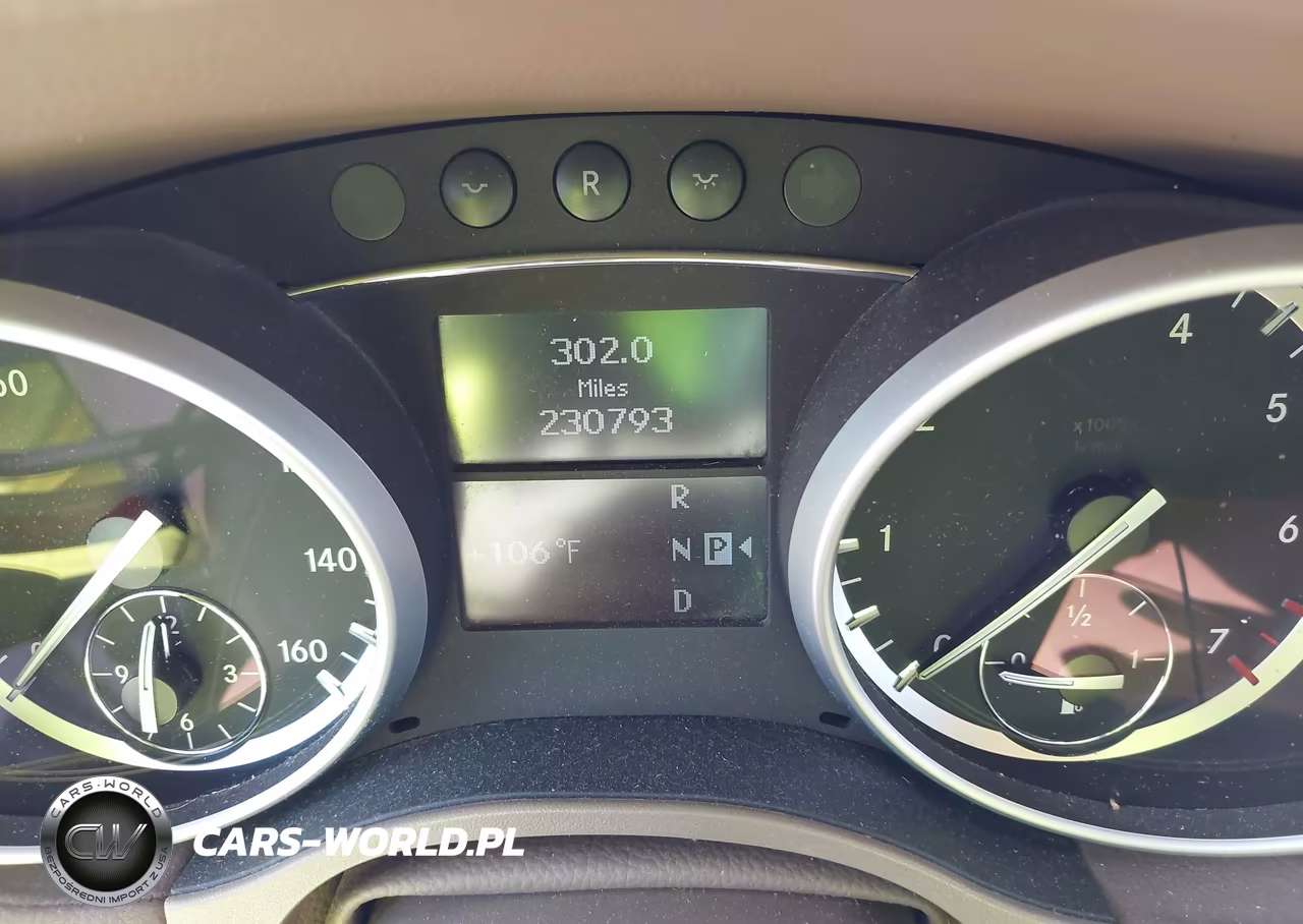 2011 Mercedes-Benz Gl 550 4Matic VIN:4JGBF8GEXBA741370 - 7