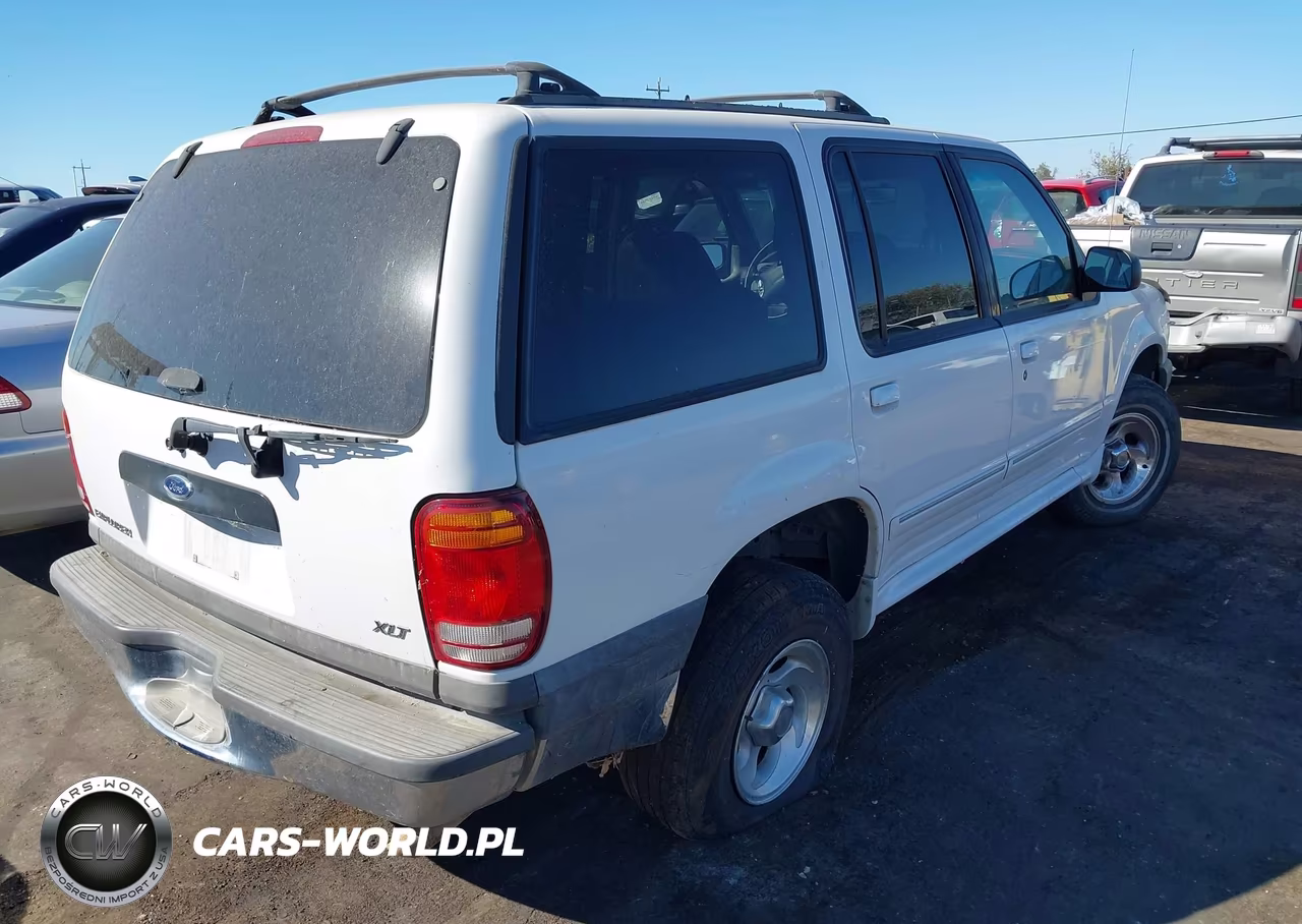 1999 Ford Explorer Eddie Bauer-Limited Edition-Xlt VIN:1FMZU32E3XUC89623 - 4