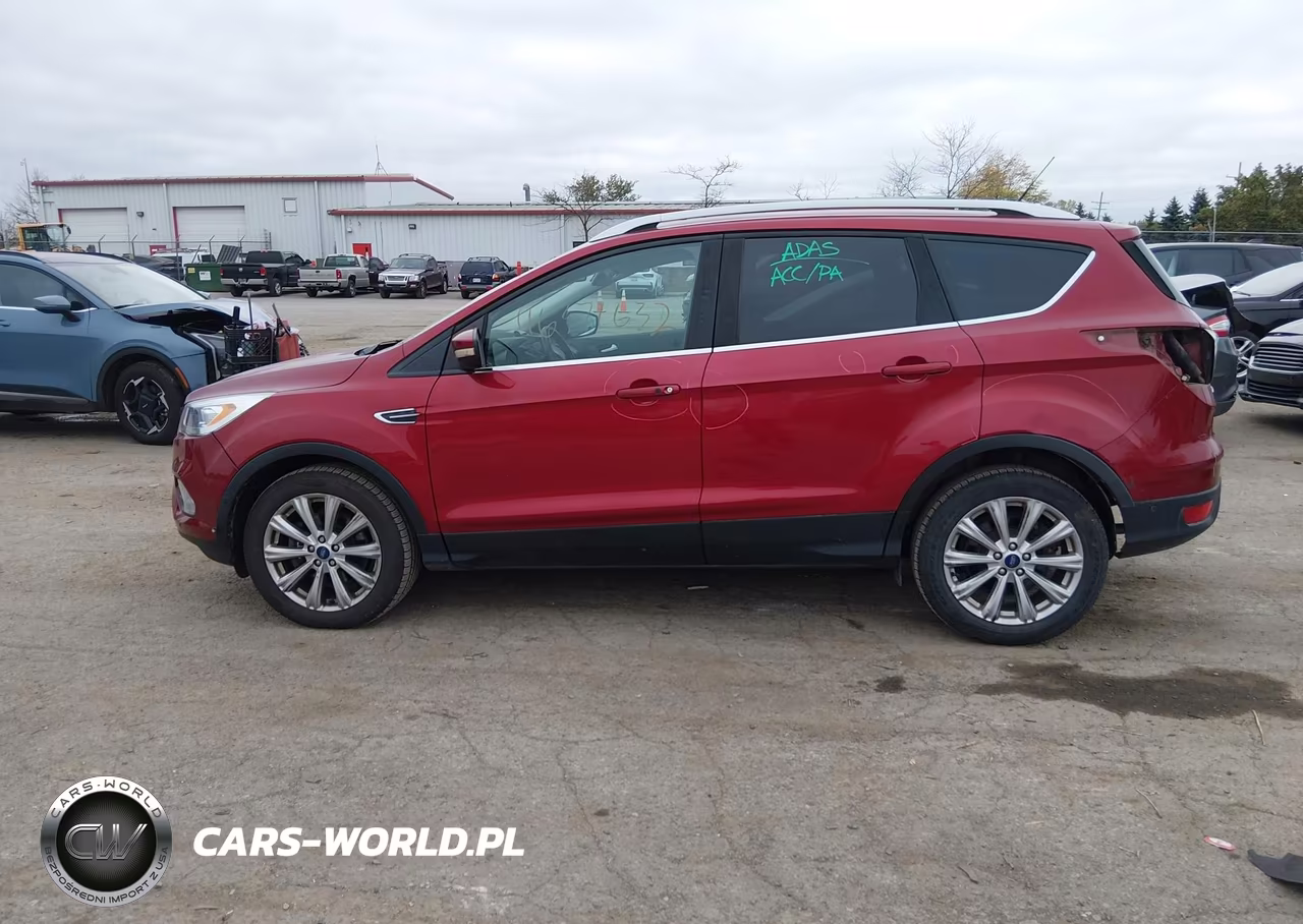 2018 Ford Escape Titanium VIN:1FMCU0J93JUC69632 - 14