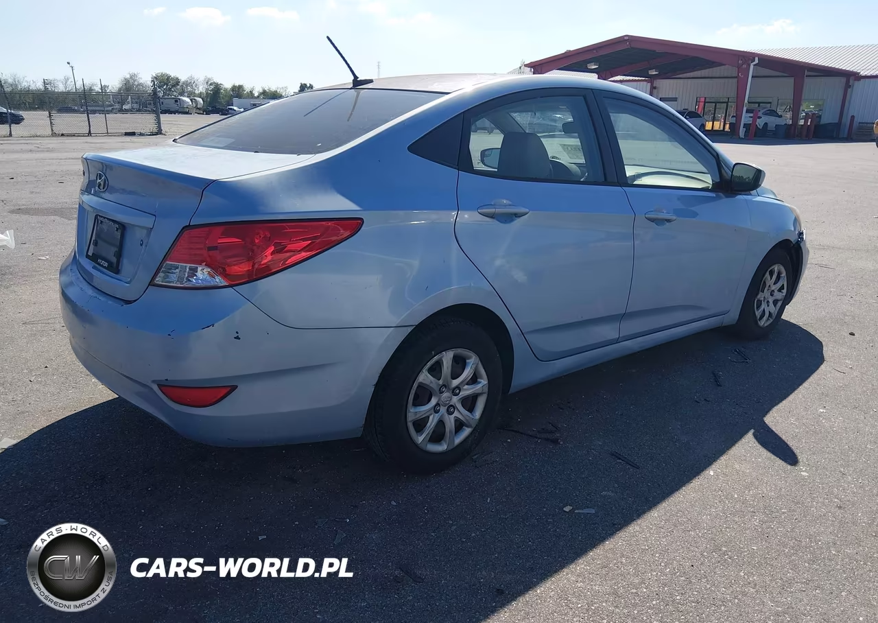 2014 Hyundai Accent Gls VIN:KMHCT4AE9EU639477 - 4