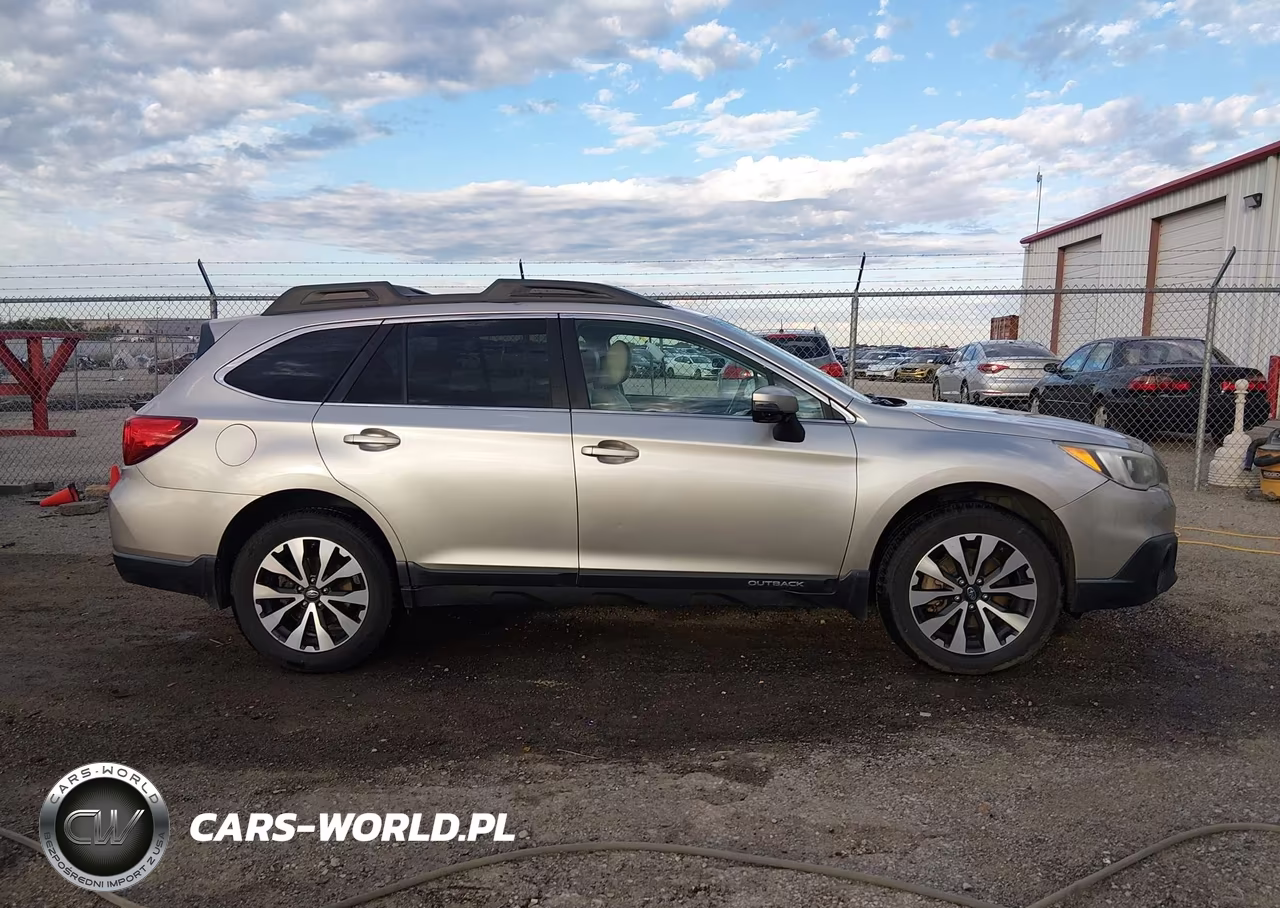 2016 Subaru Outback 3.6R Limited VIN:4S4BSENC1G3349448 - 13