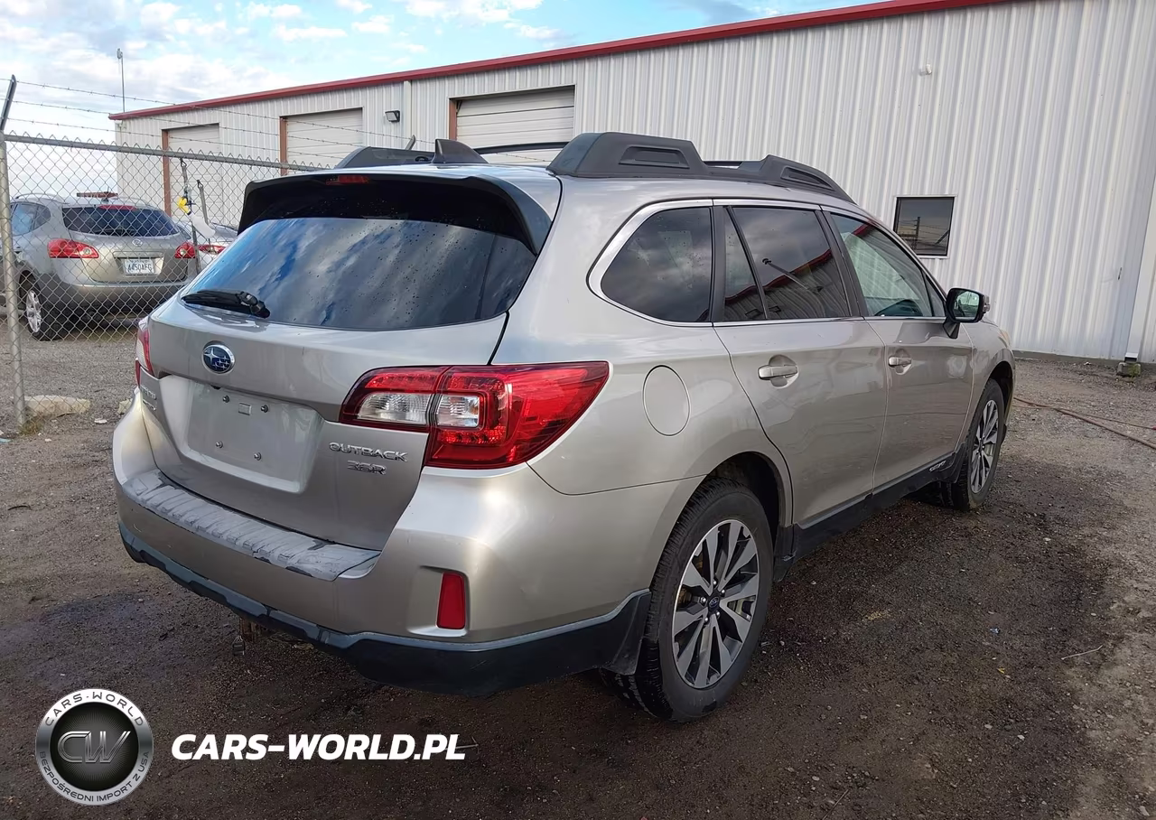 2016 Subaru Outback 3.6R Limited VIN:4S4BSENC1G3349448 - 4