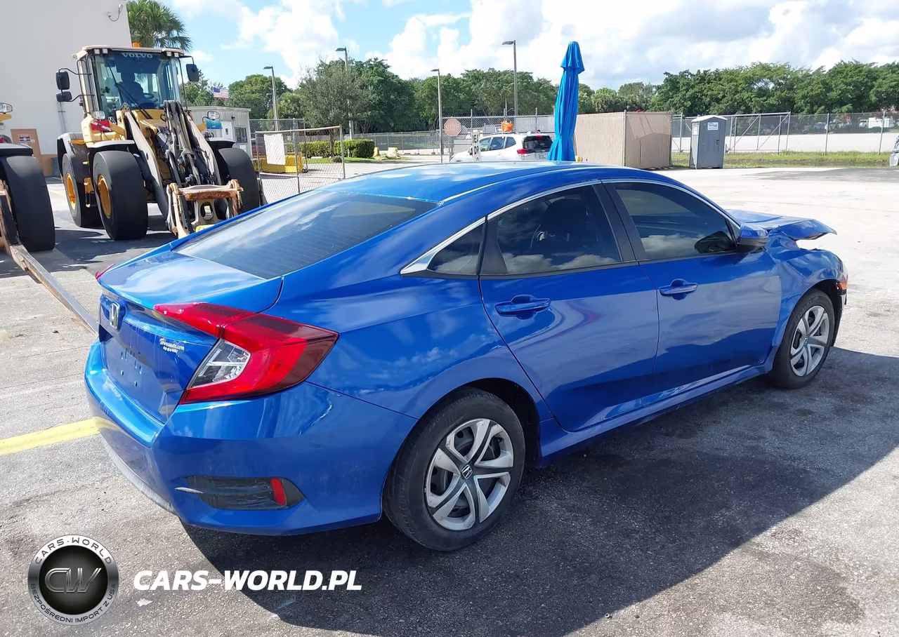 2018 Honda Civic Lx VIN:19XFC2F58JE043168 - 4