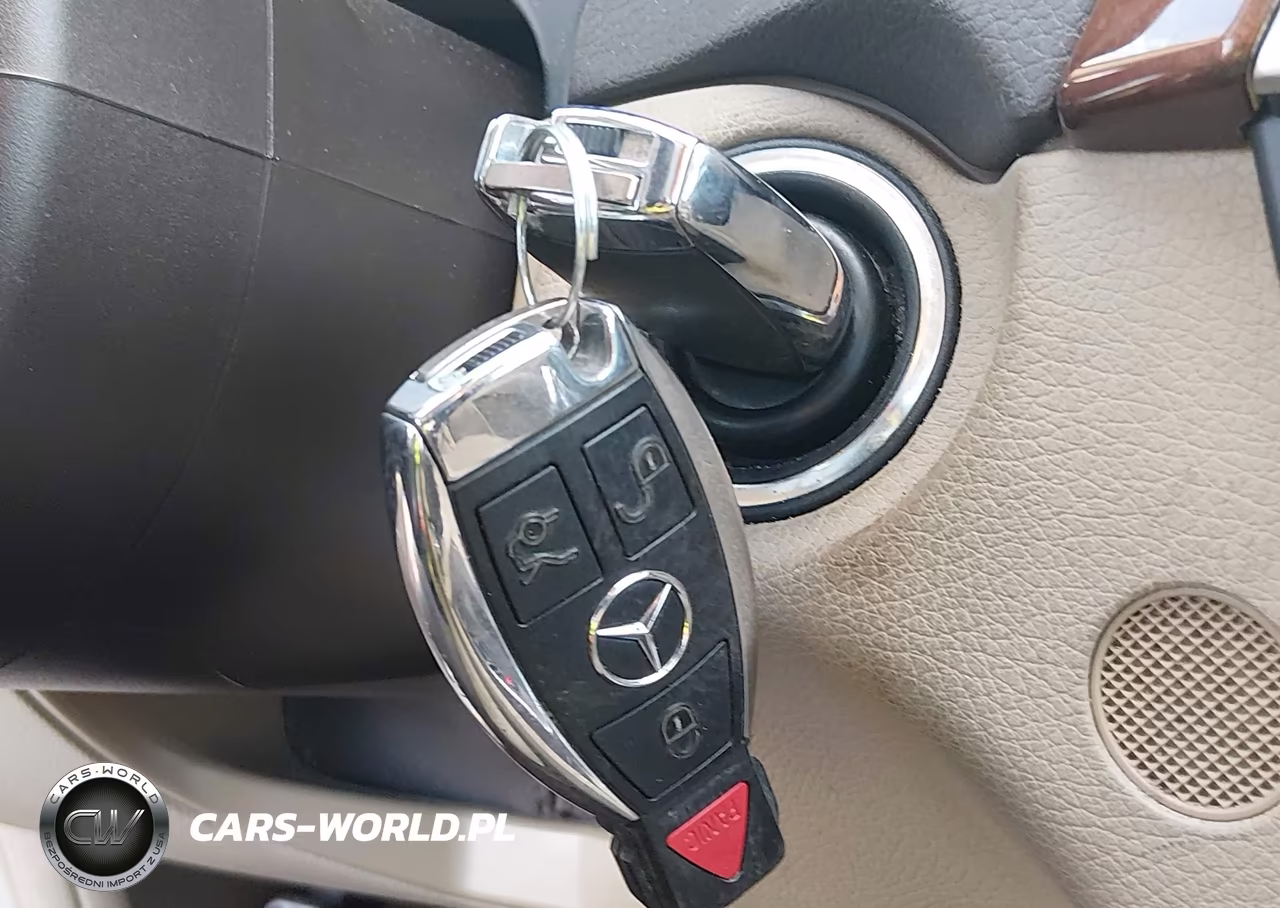 2014 Mercedes-Benz C 300 Sport 4Matic VIN:WDDGF8AB9EG157784 - 11