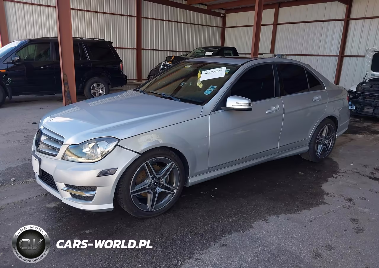 2012 Mercedes-Benz C 250 Sport VIN:WDDGF4HB9CR210189 - 2