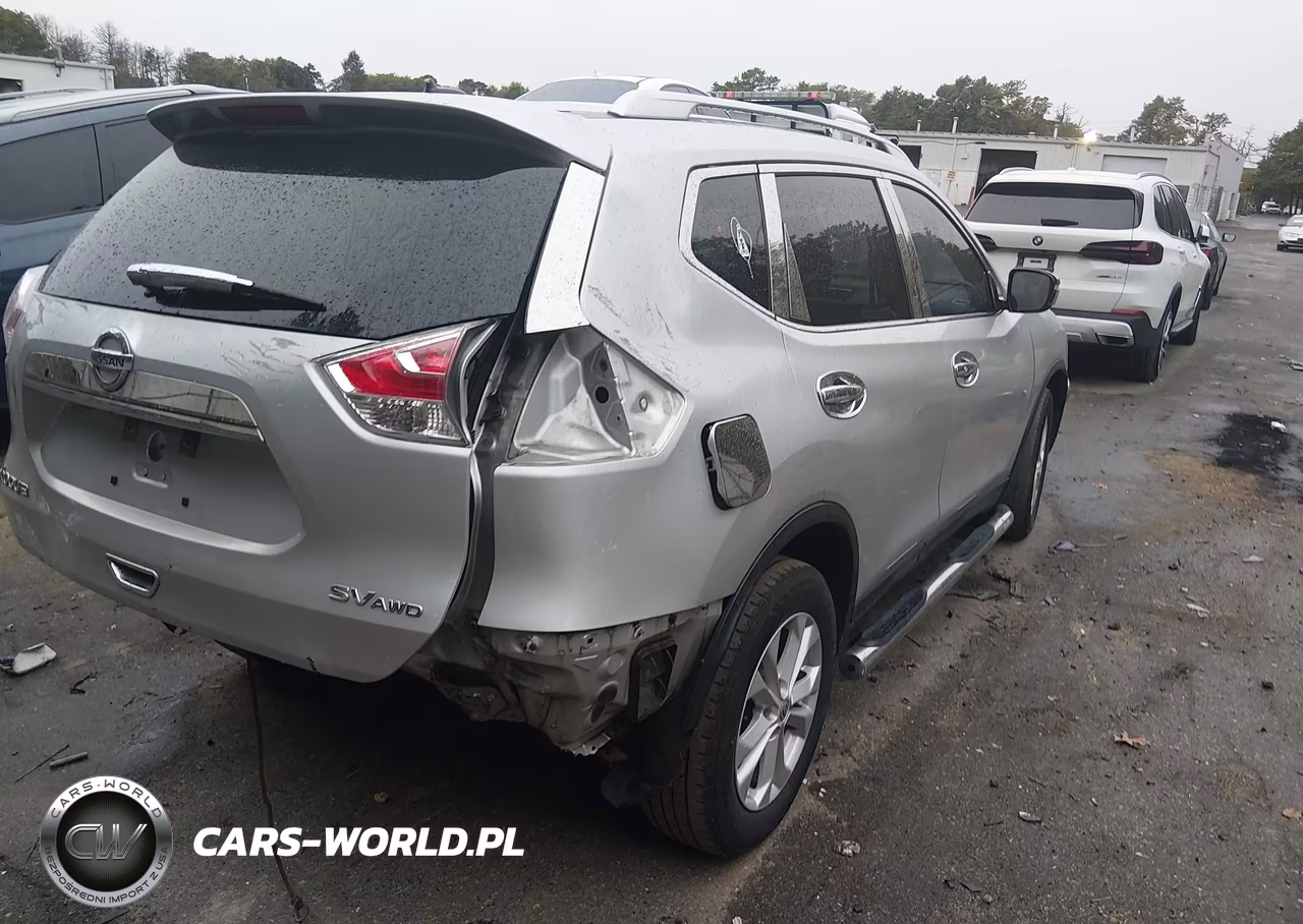 2015 Nissan Rogue Sv VIN:KNMAT2MV1FP541698 - 4