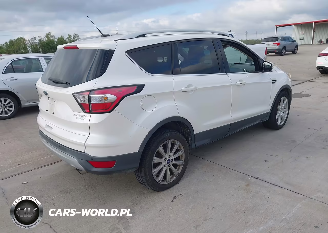 2017 Ford Escape Titanium VIN:1FMCU0JD3HUE93465 - 4