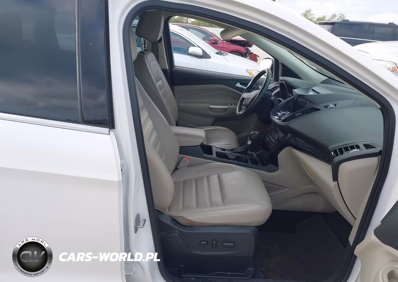 2017 Ford Escape Titanium VIN:1FMCU0JD3HUE93465 - 5