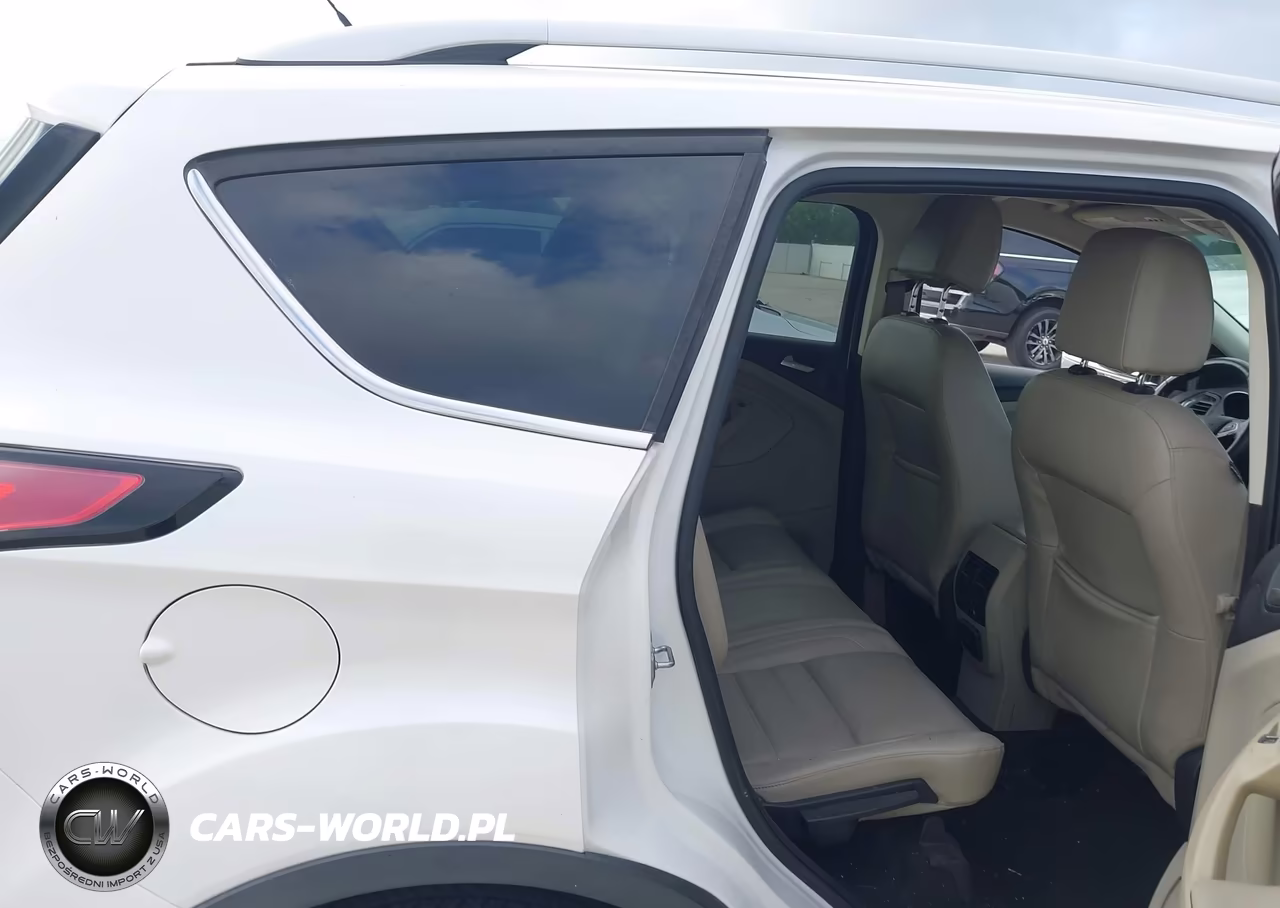 2017 Ford Escape Titanium VIN:1FMCU0JD3HUE93465 - 8