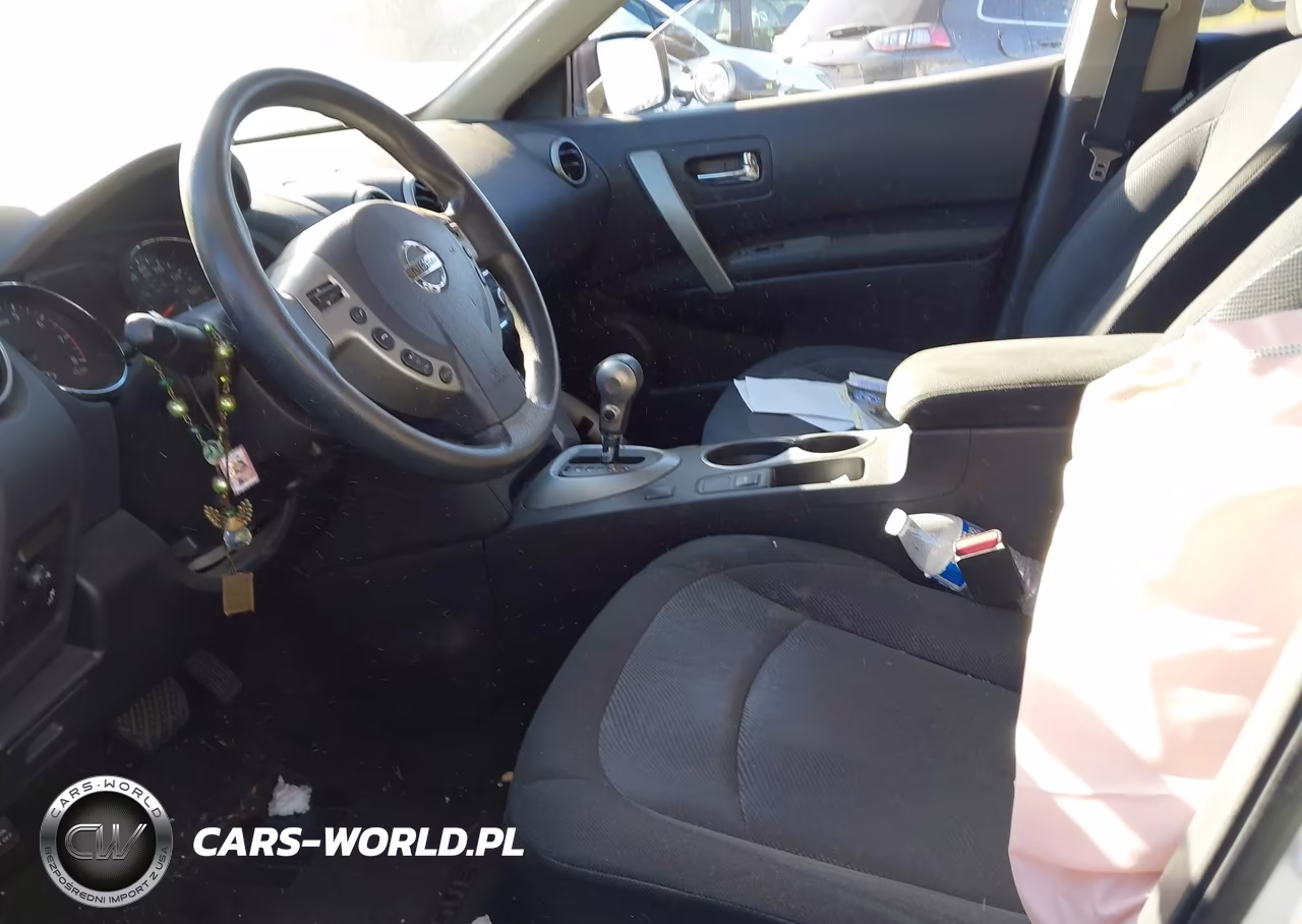 2015 Nissan Rogue Select S VIN:JN8AS5MT4FW666143 - 5