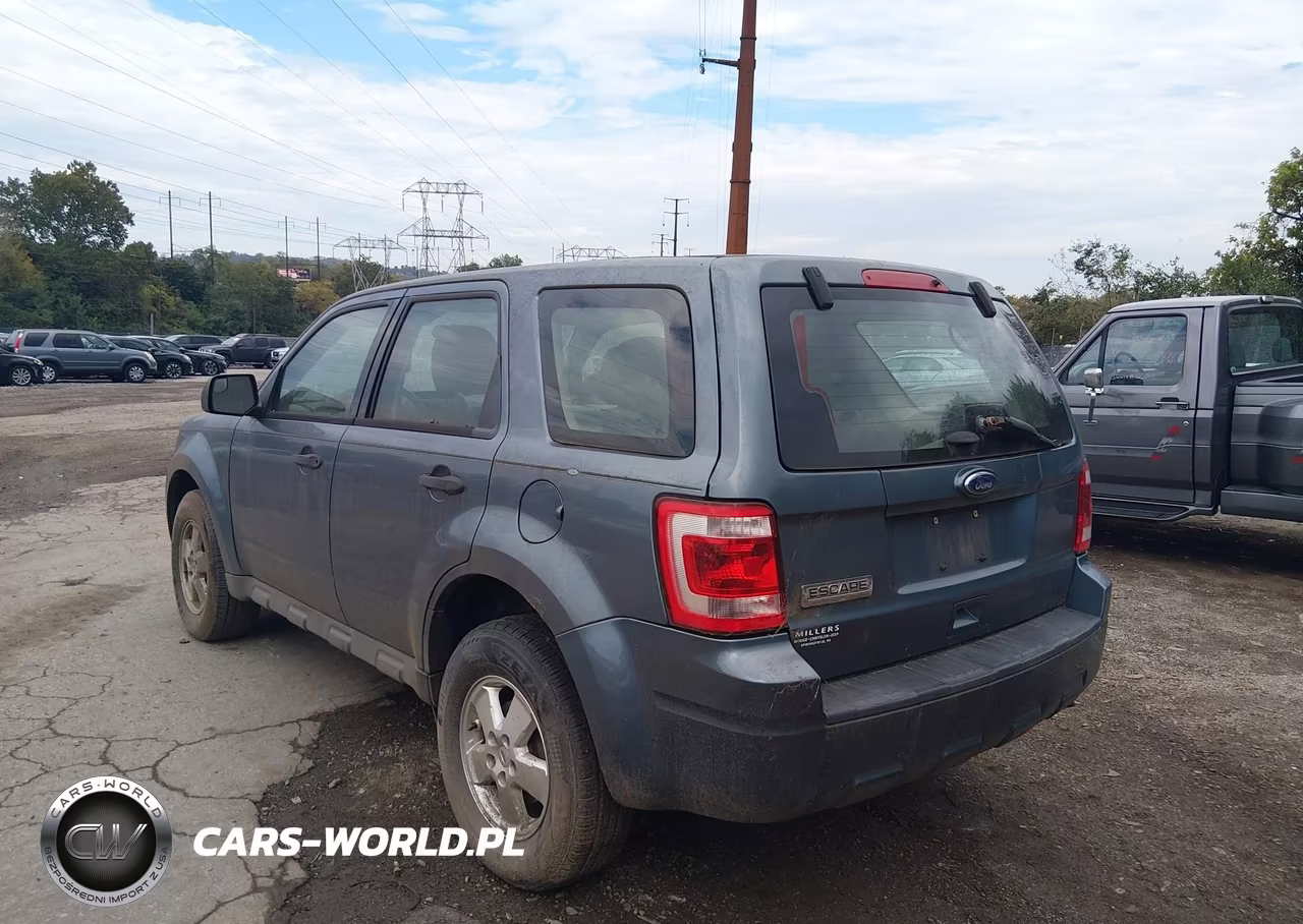 2012 Ford Escape Xls VIN:1FMCU0C7XCKA62049 - 3