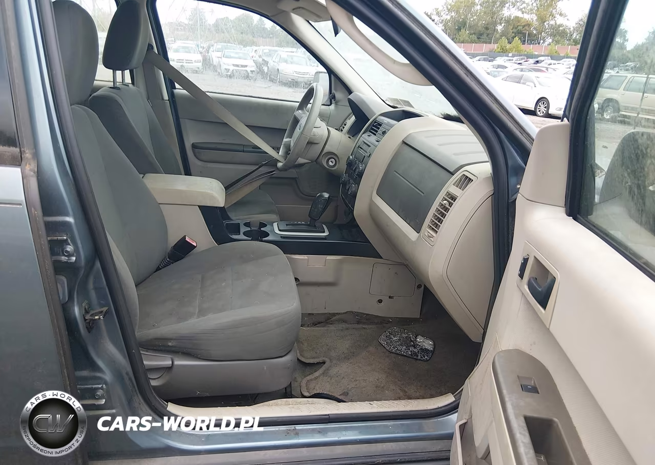 2012 Ford Escape Xls VIN:1FMCU0C7XCKA62049 - 5
