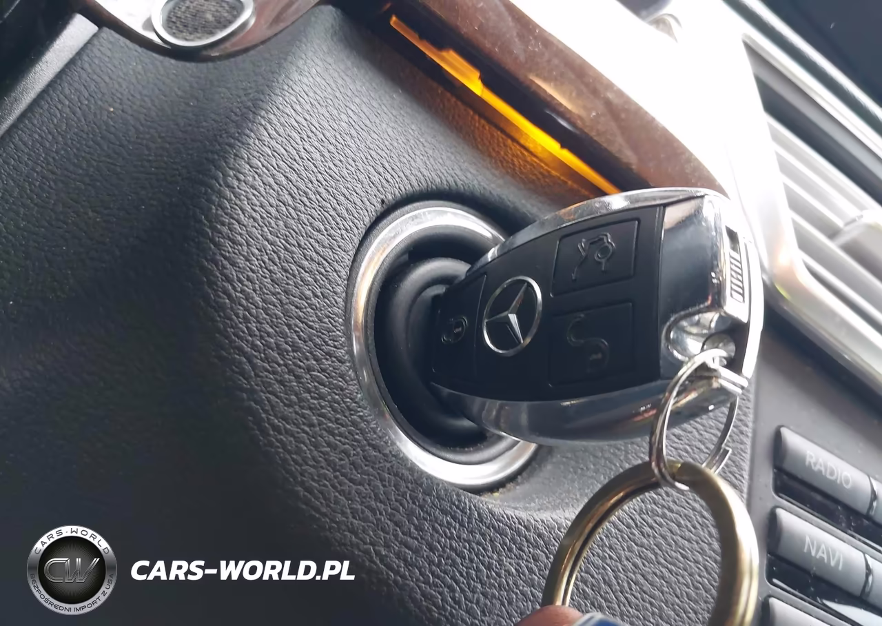 2012 Mercedes-Benz E 350 4Matic VIN:WDDHF8JBXCA655531 - 11