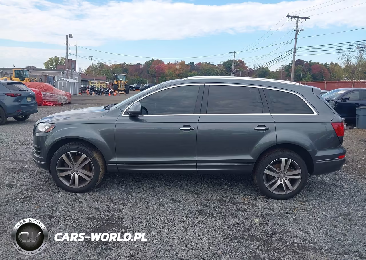 2015 Audi Q7 3.0T Premium VIN:WA1LGAFE0FD016924 - 14