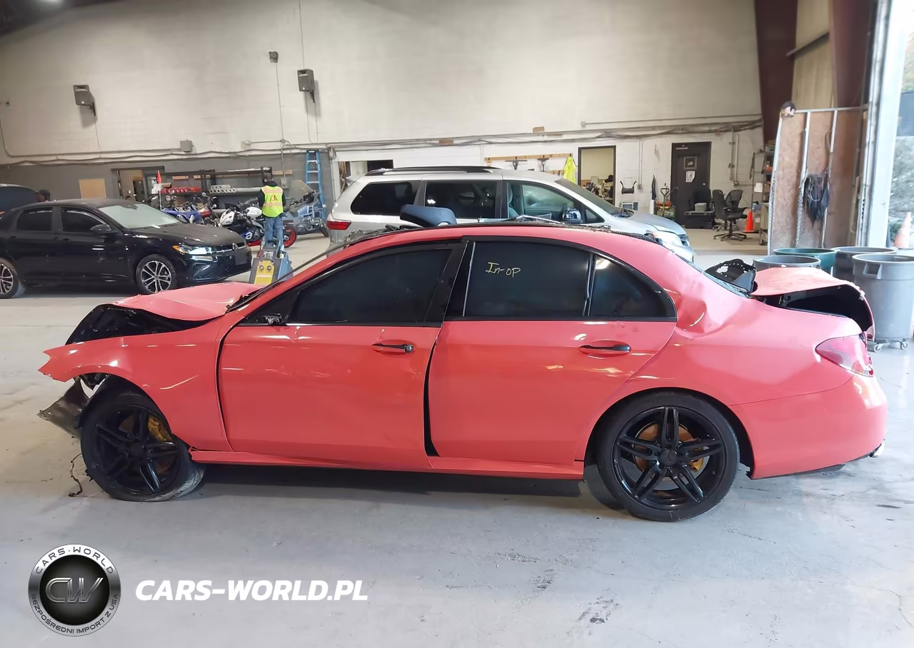 2017 Mercedes-Benz E 300 VIN:WDDZF4JBXHA239015 - 14