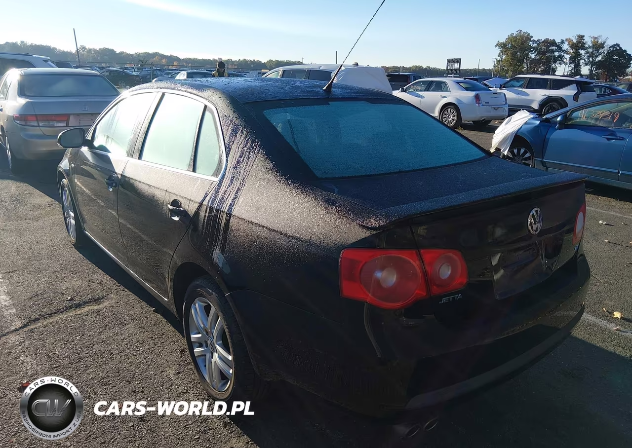 2007 Volkswagen Jetta Wolfsburg Edition VIN:3VWEG71K97M115517 - 3