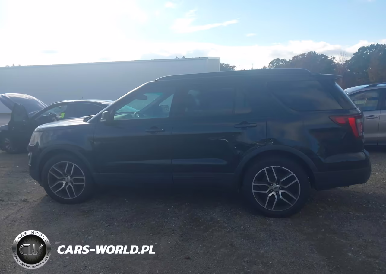 2017 Ford Explorer Sport VIN:1FM5K8GT0HGA52368 - 14