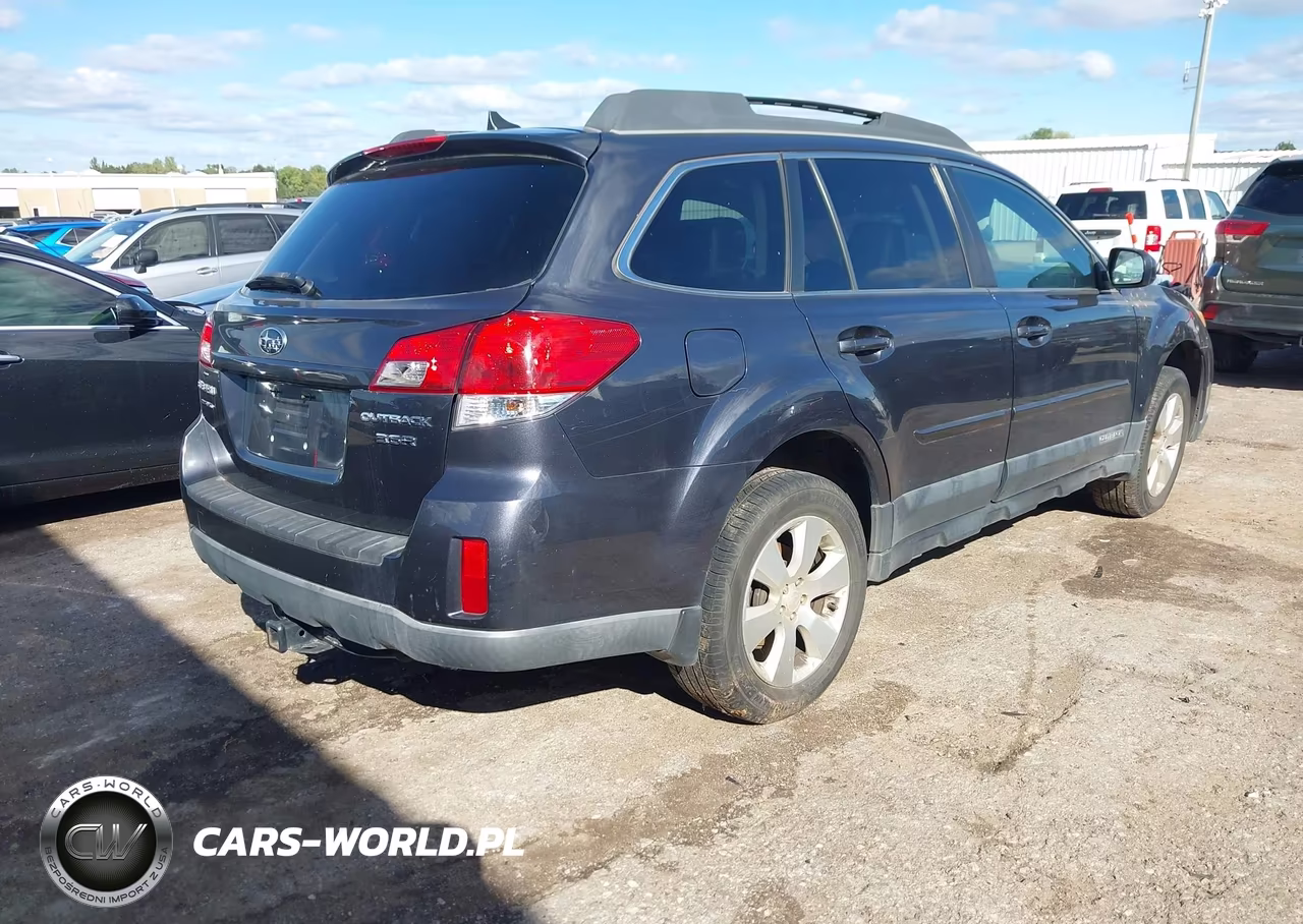 2011 Subaru Outback 3.6R Limited VIN:4S4BRDLC2B2380540 - 4