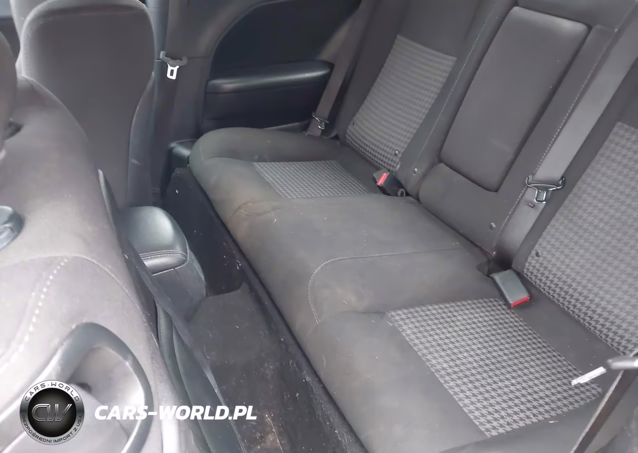 2019 Dodge Challenger Gt VIN:2C3CDZJG9KH756477 - 8