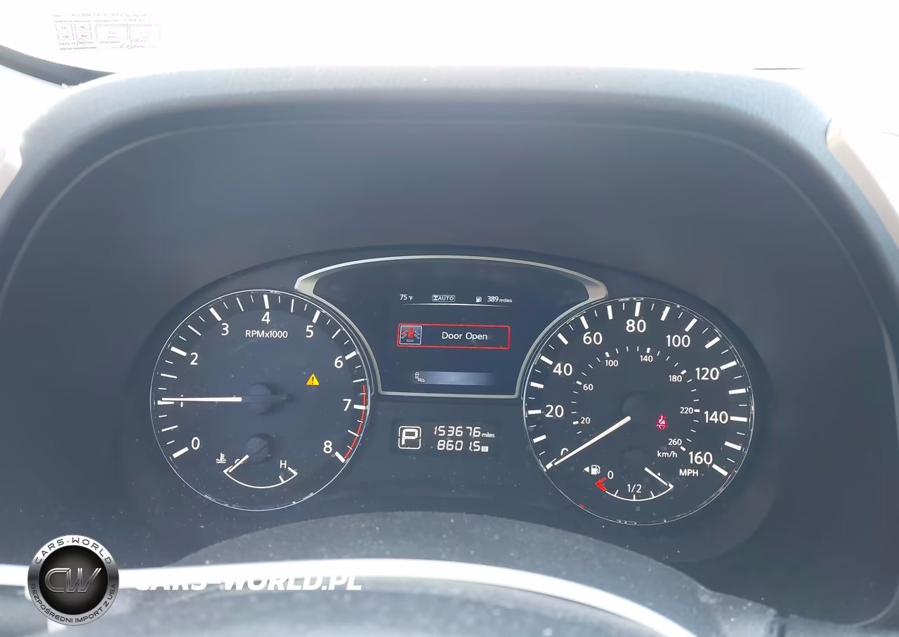 2015 Nissan Pathfinder Platinum VIN:5N1AR2MM8FC676301 - 7