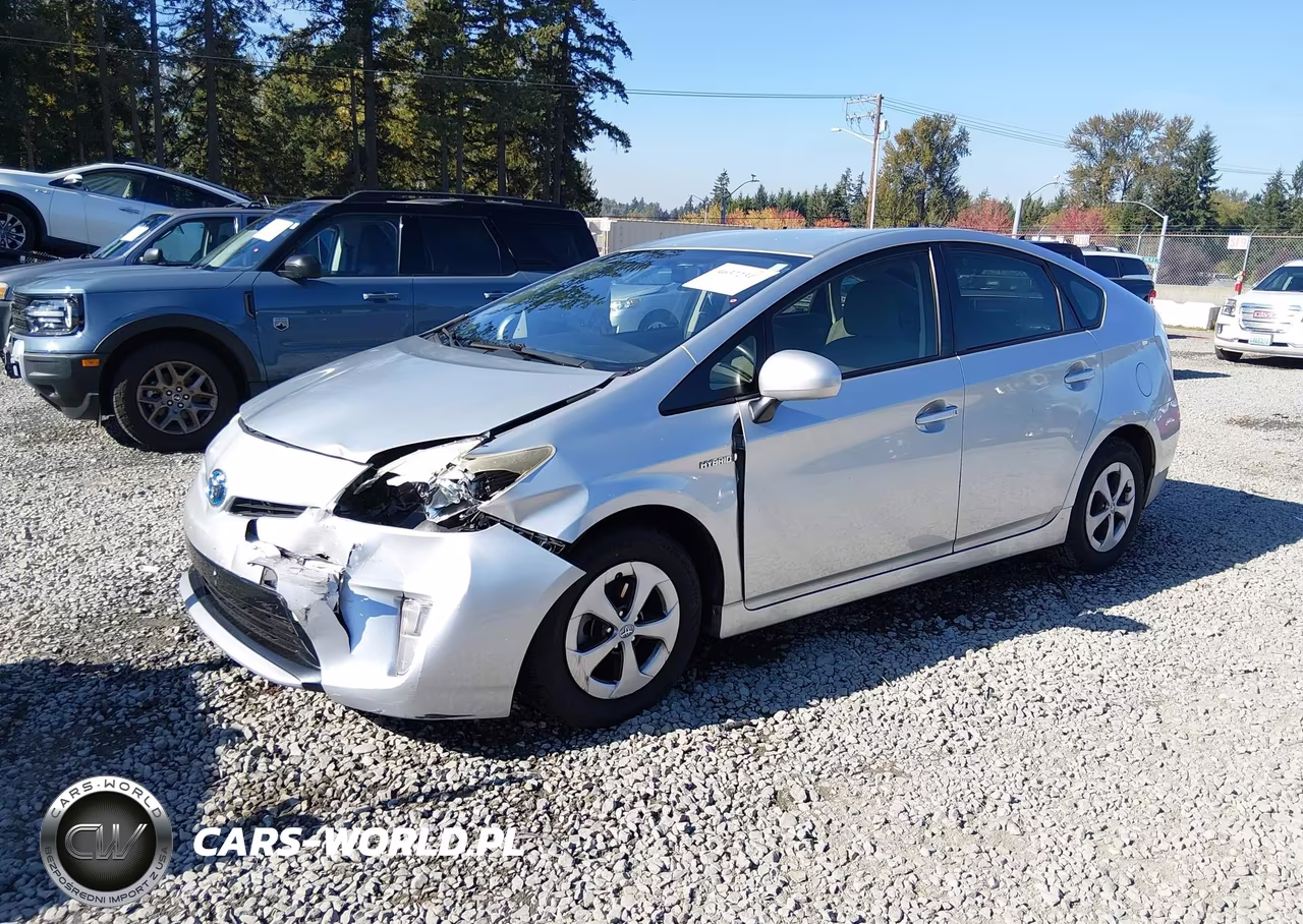 2013 Toyota Prius Two VIN:JTDKN3DU2D5617174 - 2