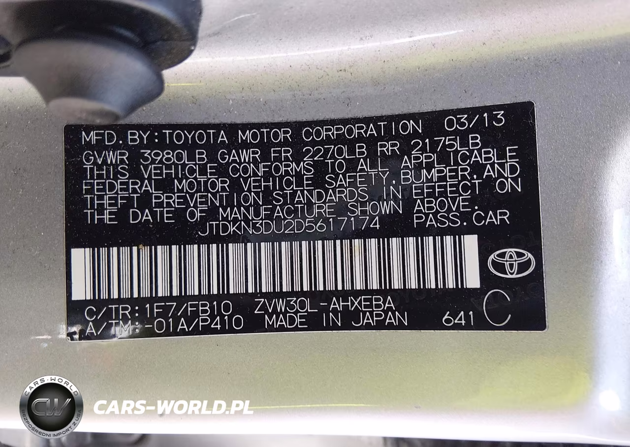 2013 Toyota Prius Two VIN:JTDKN3DU2D5617174 - 9