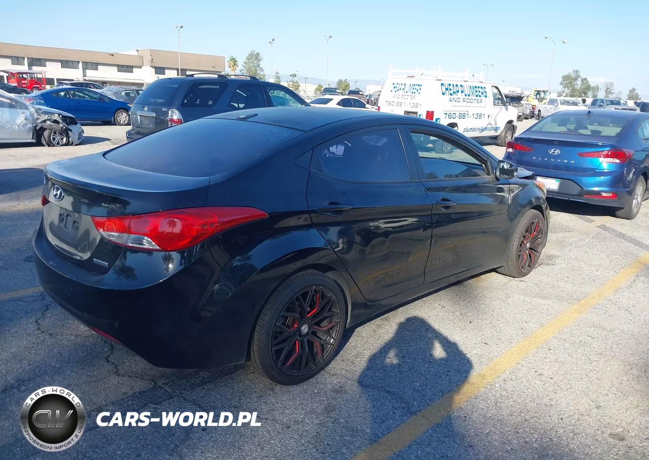 2012 Hyundai Elantra Limited VIN:5NPDH4AE3CH084236 - 4