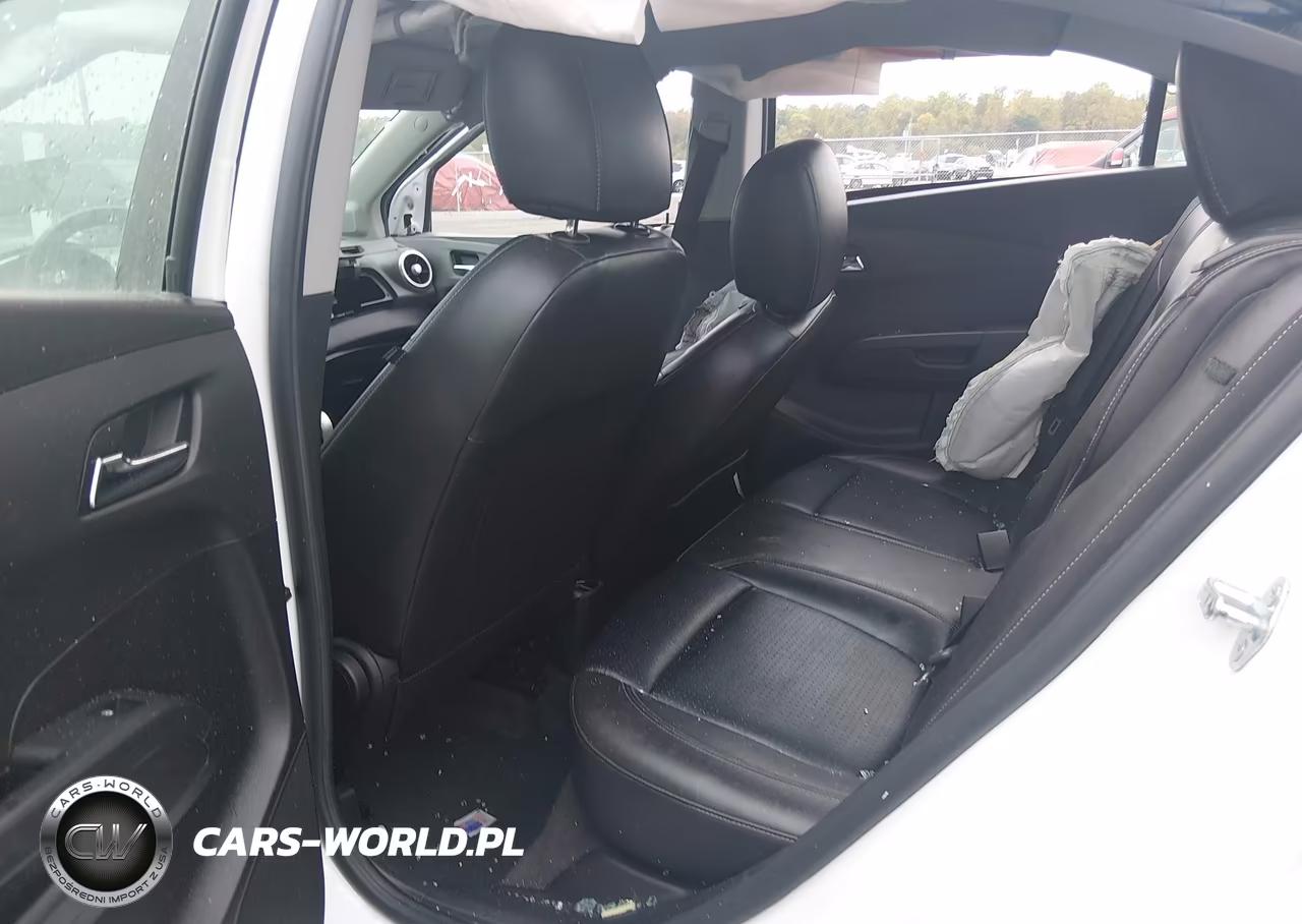 2017 Chevrolet Sonic Premier Auto VIN:1G1JF5SB5H4115933 - 8
