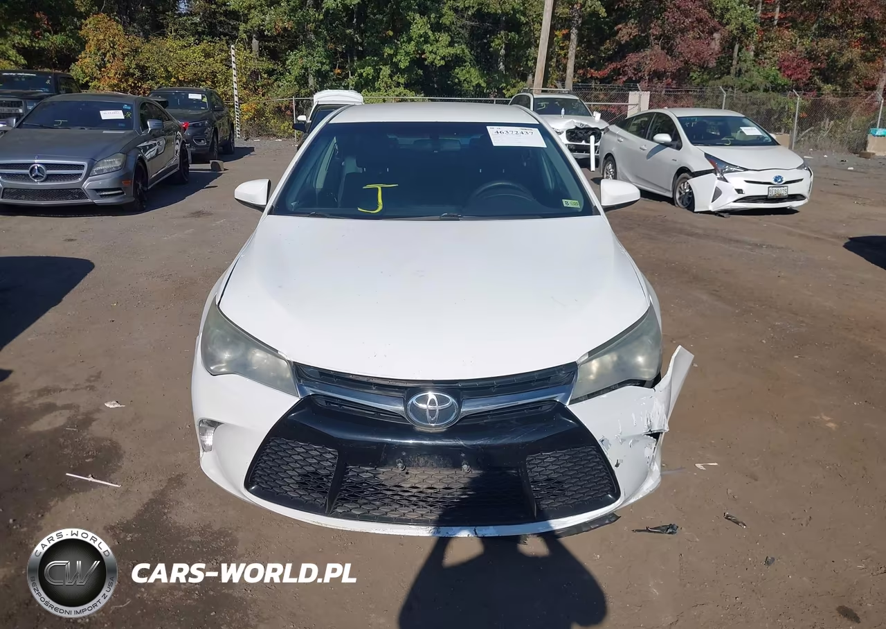 2015 Toyota Camry Se VIN:4T1BF1FK6FU033121 - 12