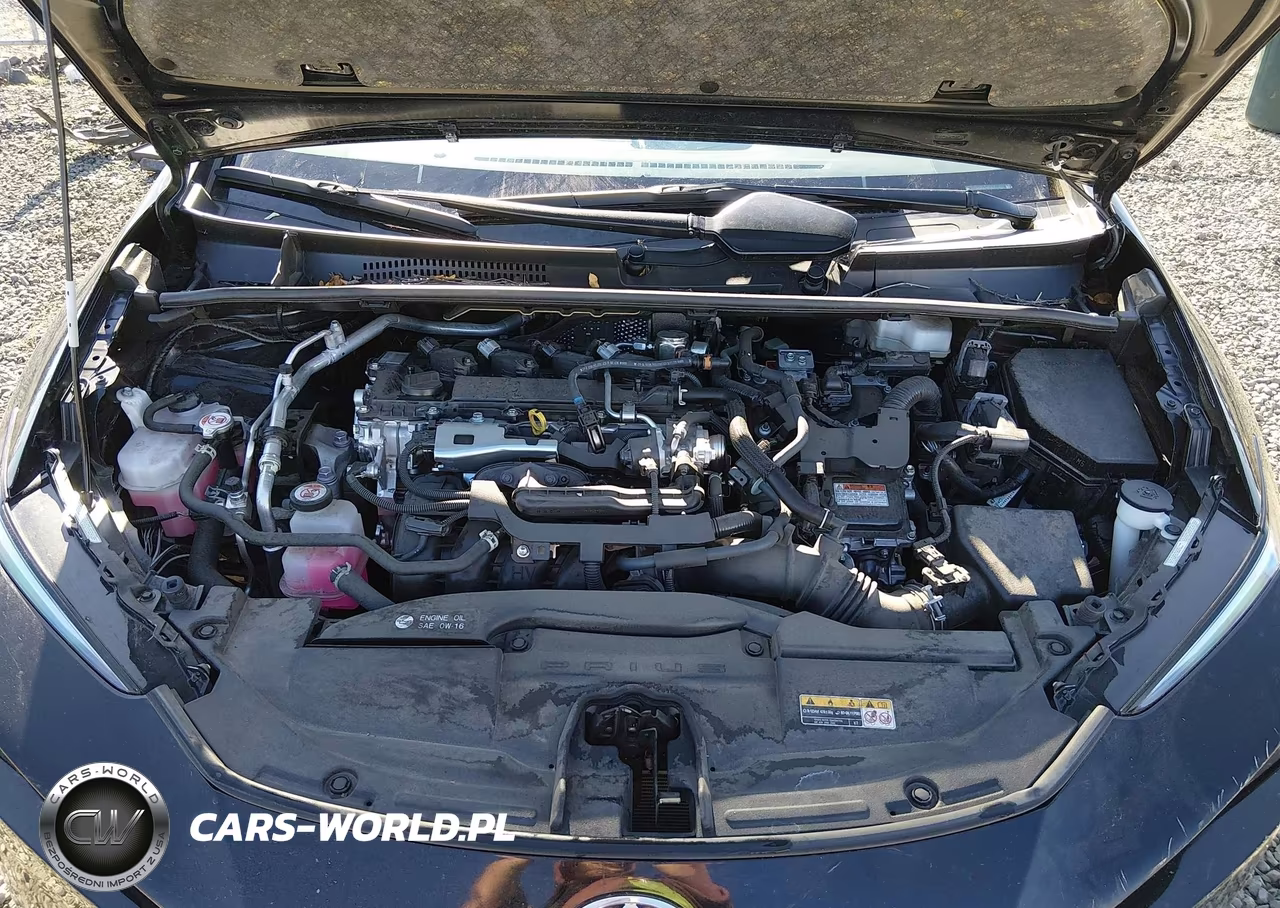 2025 Toyota Prius Le VIN:JTDACAAU9S3051467 - 10
