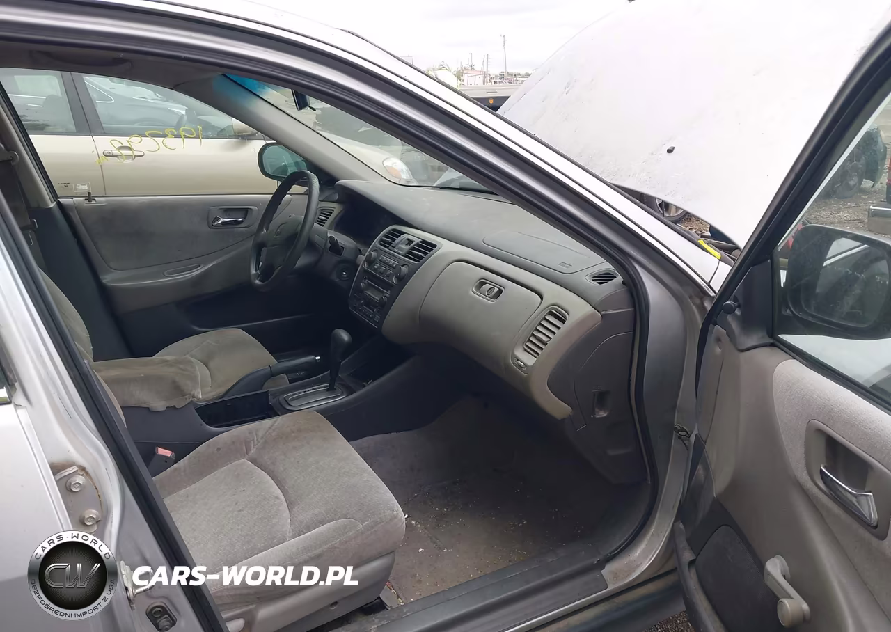 2001 Honda Accord Value Package VIN:1HGCF86611A096191 - 5