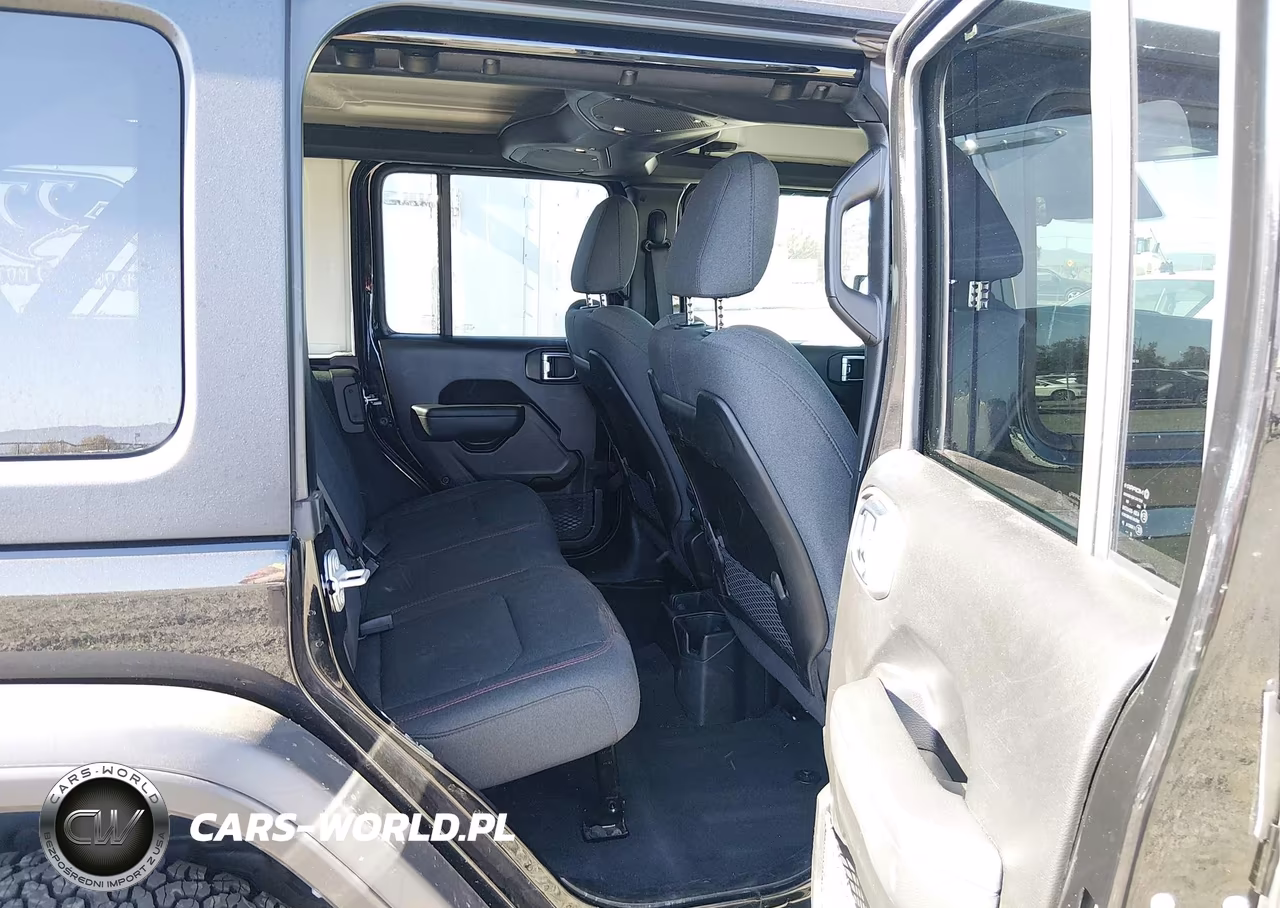 2026 Jeep Wrangler Rubicon 4X4 VIN:1C4PJXFN5TW235633 - 8