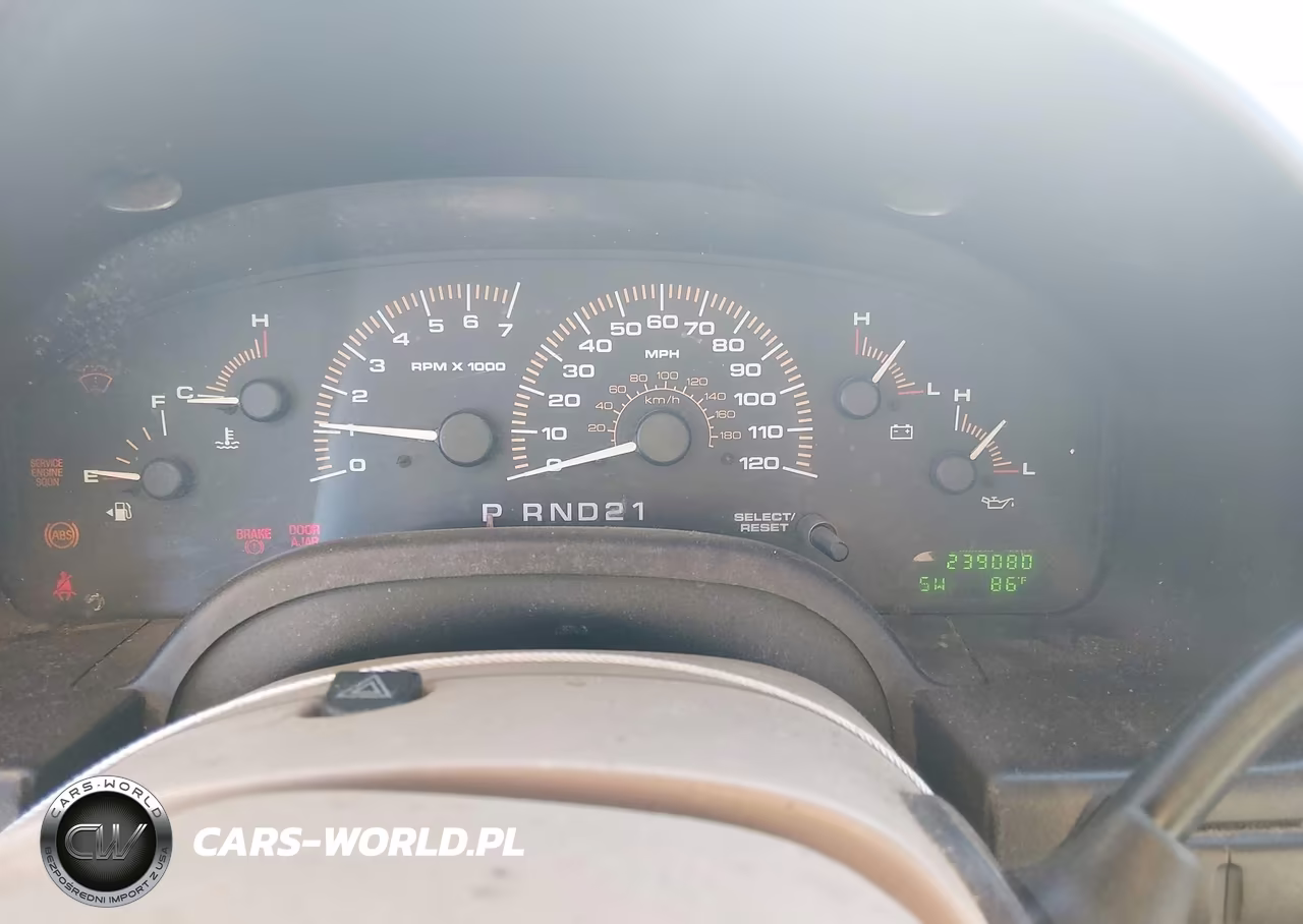 2003 Ford Expedition Xlt VIN:1FMRU15W33LB24017 - 7