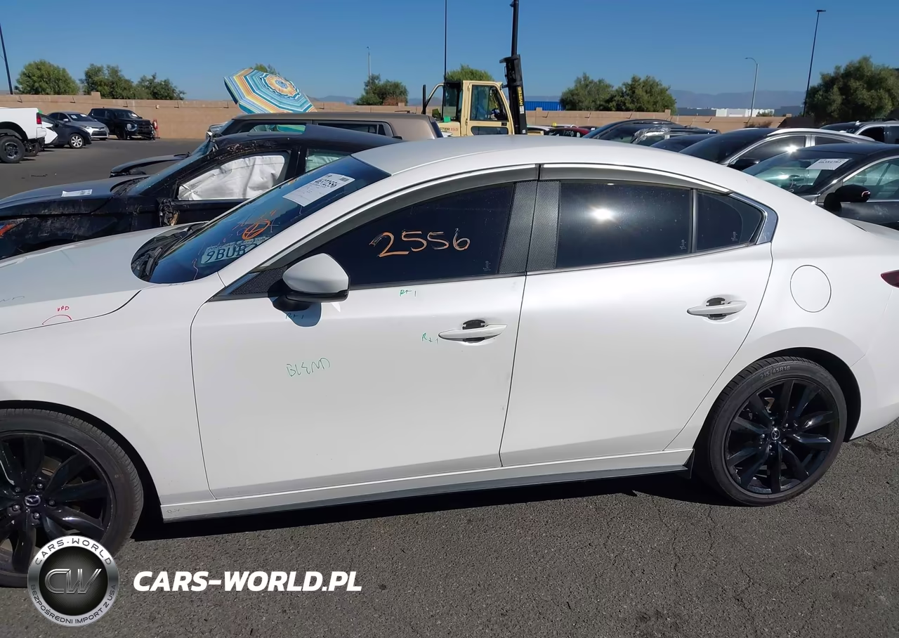 2019 Mazda Mazda3 Select Package VIN:JM1BPACLXK1114066 - 14