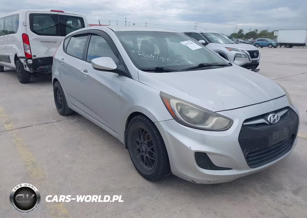 2014 Hyundai Accent Gs