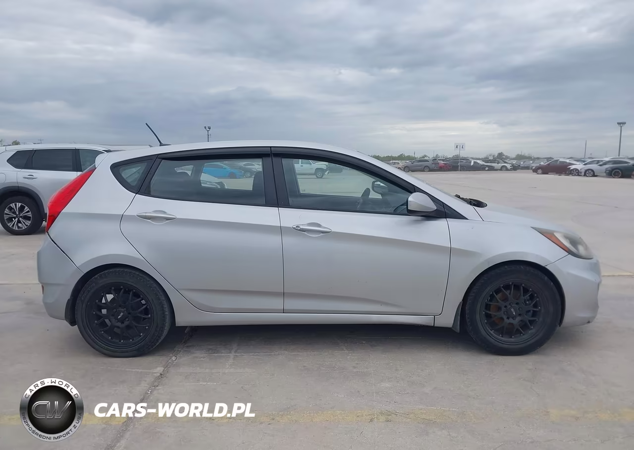 2014 Hyundai Accent Gs VIN:KMHCT5AE7EU161405 - 13