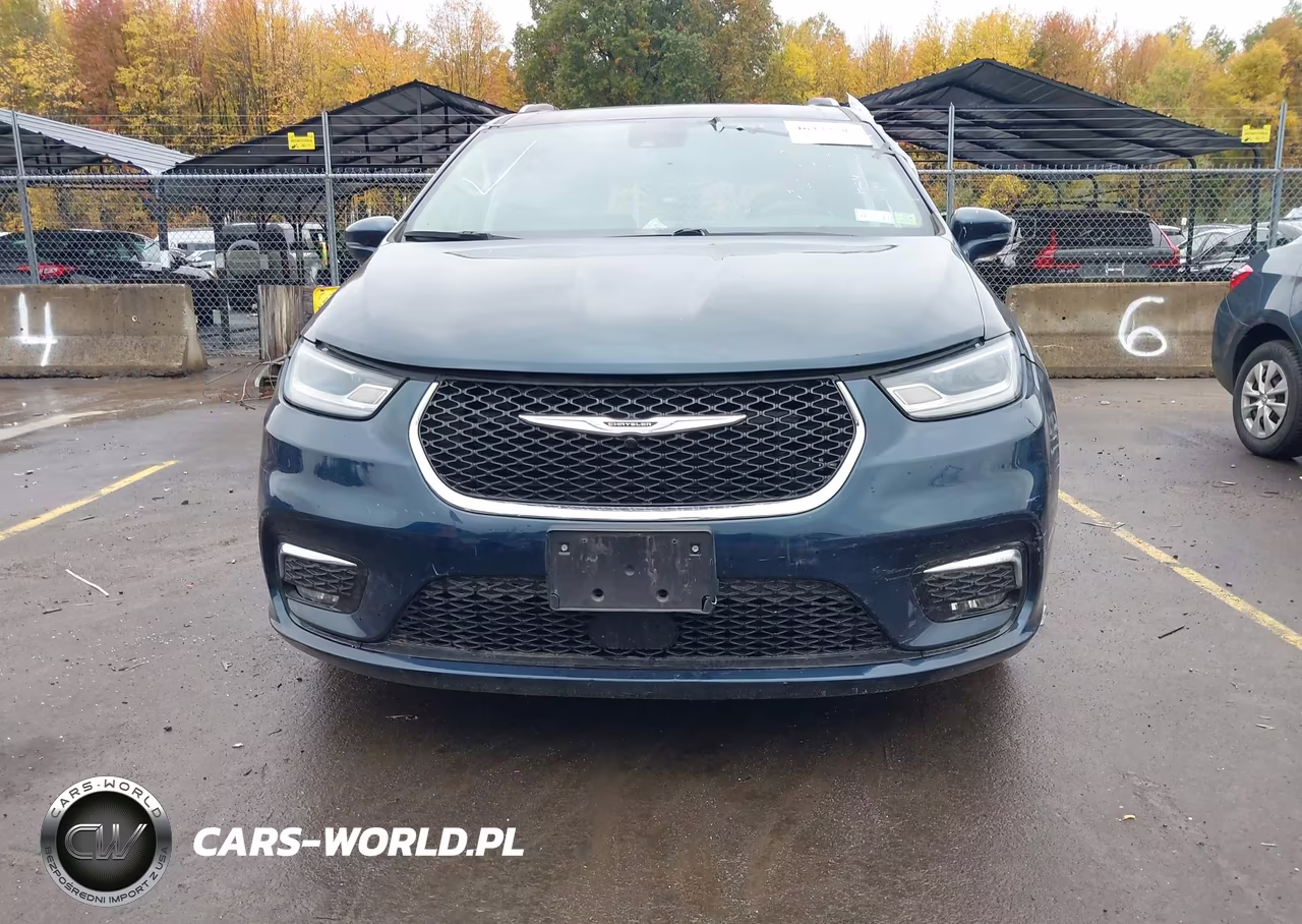 2021 Chrysler Pacifica Touring L VIN:2C4RC1BG4MR578029 - 12