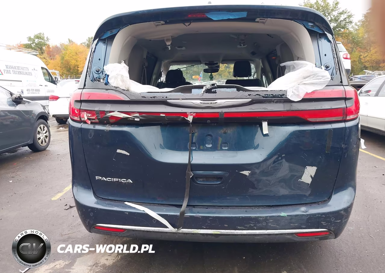 2021 Chrysler Pacifica Touring L VIN:2C4RC1BG4MR578029 - 16