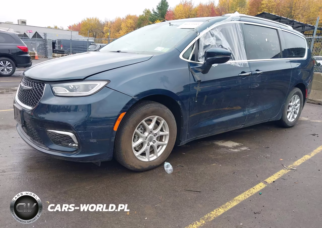 2021 Chrysler Pacifica Touring L VIN:2C4RC1BG4MR578029 - 2