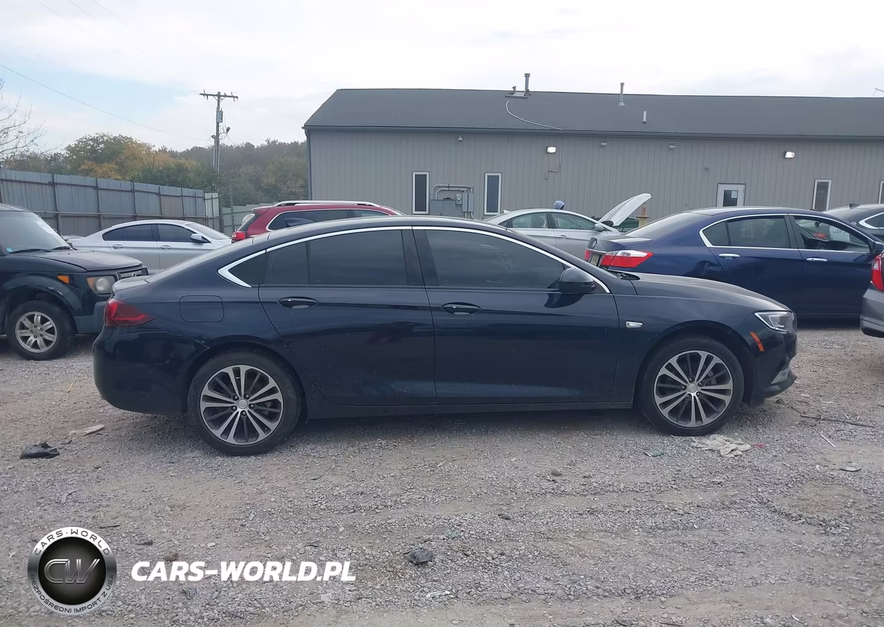 2018 Buick Regal Sportback Preferred Ii VIN:W04GM6SX1J1132979 - 13