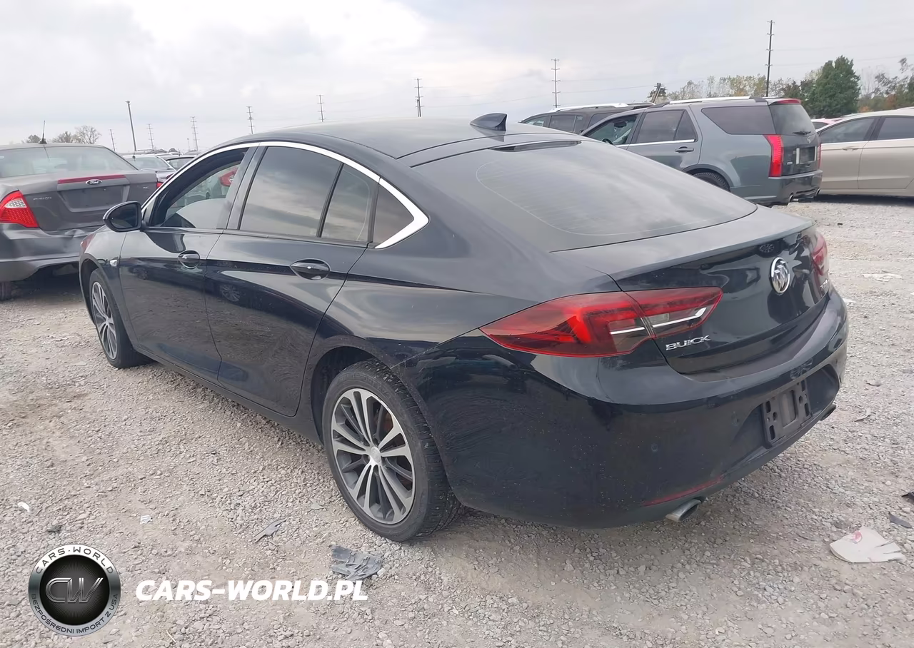 2018 Buick Regal Sportback Preferred Ii VIN:W04GM6SX1J1132979 - 3