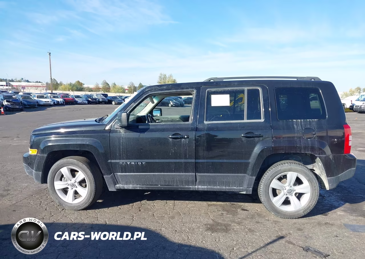 2016 Jeep Patriot Latitude VIN:1C4NJPFA1GD693739 - 14