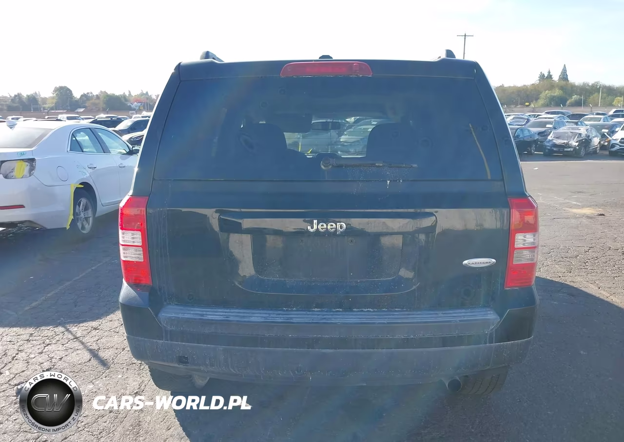 2016 Jeep Patriot Latitude VIN:1C4NJPFA1GD693739 - 16