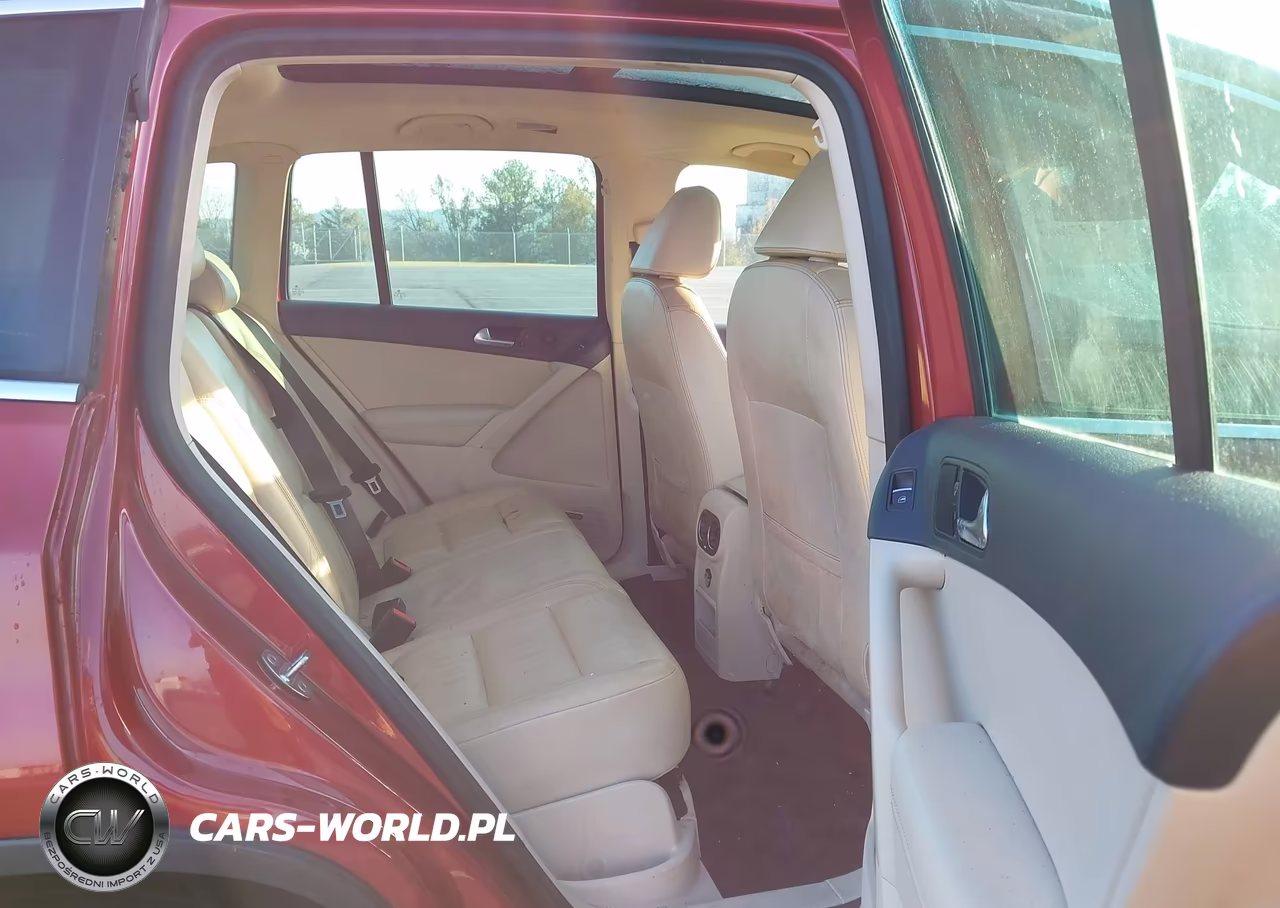 2011 Volkswagen Tiguan Sel VIN:WVGBV7AX0BW000249 - 8