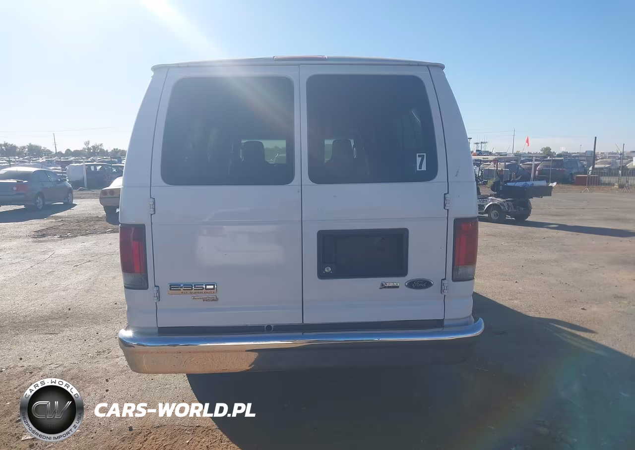 2010 Ford E-350 Super Duty Xl-Xlt VIN:1FBSS3BL4ADA67257 - 16